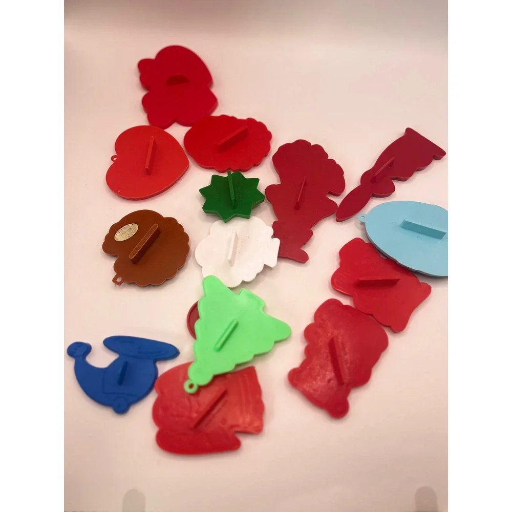 Vintage Hallmark Cookie Cutters Lot Holiday Christmas Easter Thanksgiving 15pc